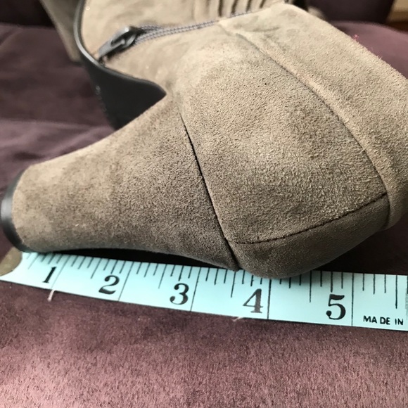 Aerosoles grey starring role suede boots FINAL - Picture 4 of 4